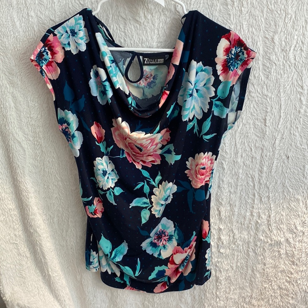 #42 New York & Co size large